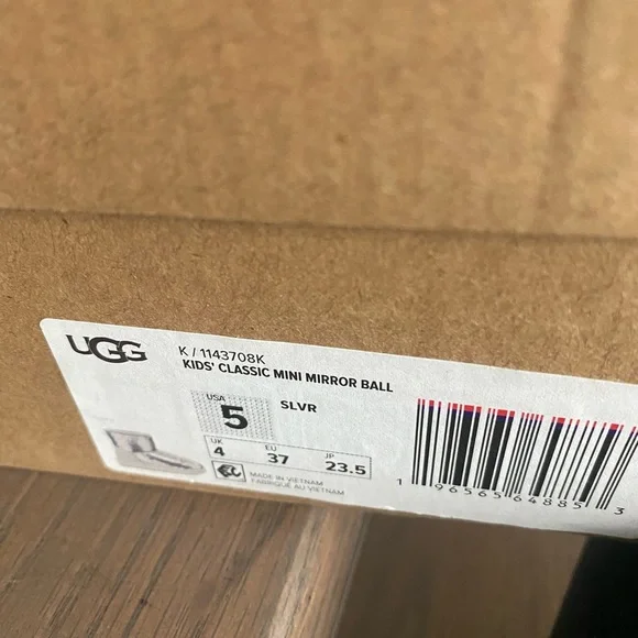 UGG Kids Classic Mini Silver Mirror Ball - Picture 4 of 5